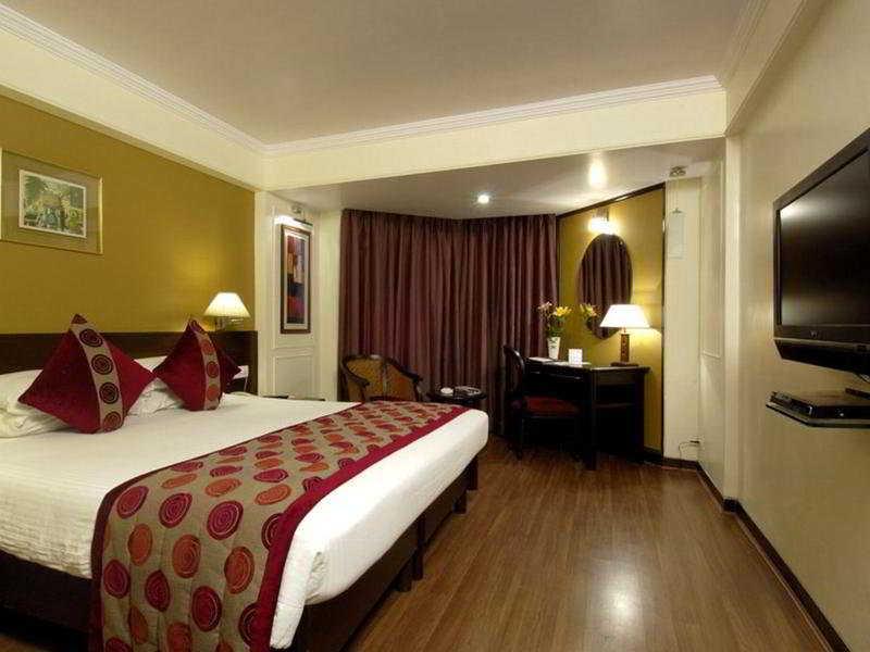 Ramee Guestline Hotel Juhu Mumbai Bagian luar foto